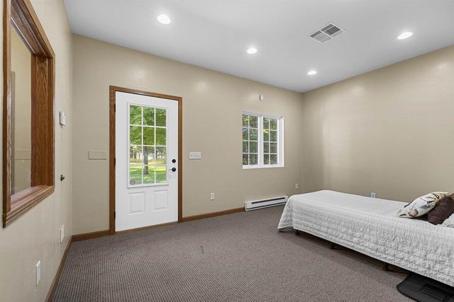 N10909 PESHTIGO RIVER LANE, Crivitz, WI 54114