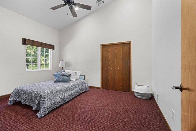 N10909 PESHTIGO RIVER LANE, Crivitz, WI 54114