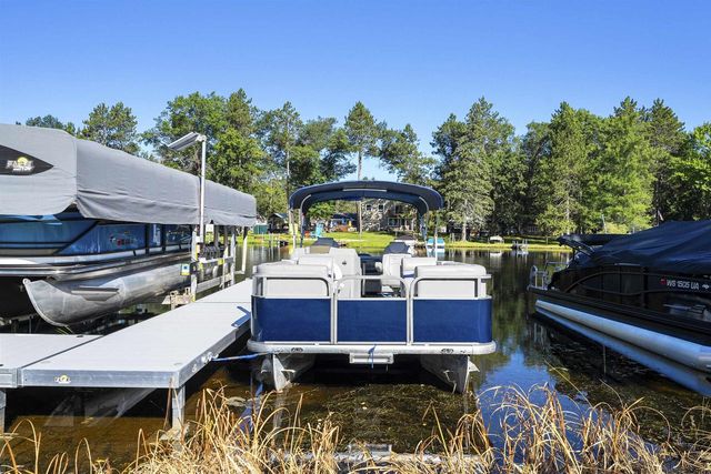 N10909 PESHTIGO RIVER LANE, Crivitz, WI 54114