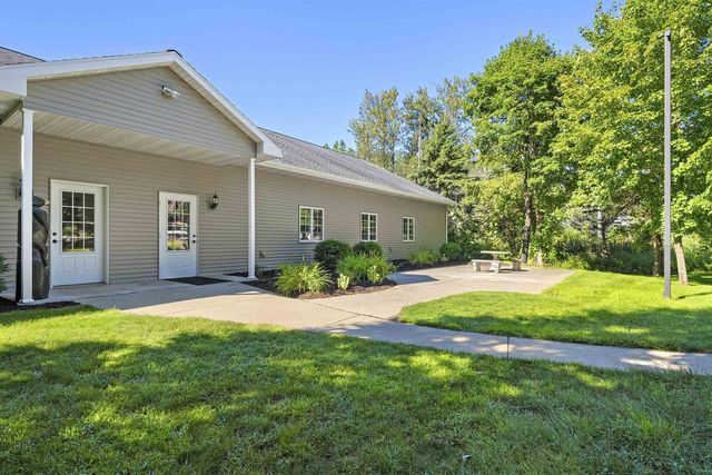 N10909 PESHTIGO RIVER LANE, Crivitz, WI 54114