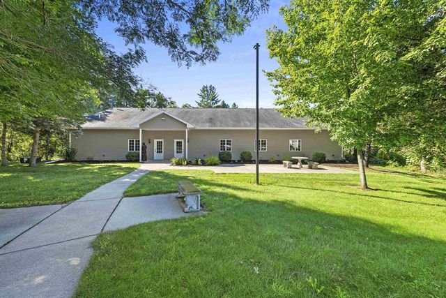 N10909 PESHTIGO RIVER LANE, Crivitz, WI 54114