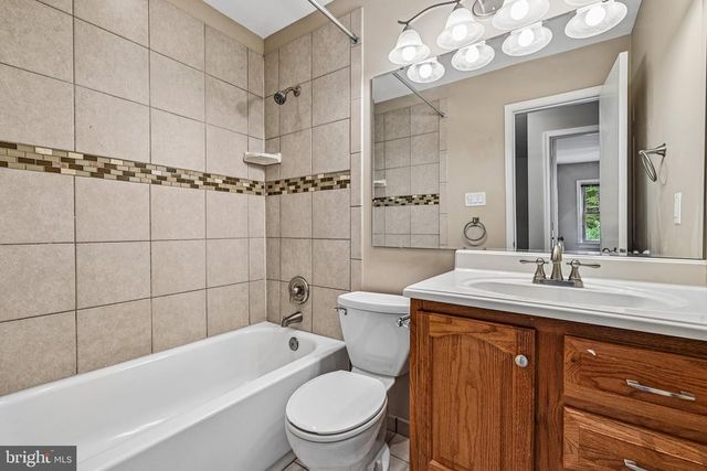 7436 PORCH RD, Warrenton, VA 20187
