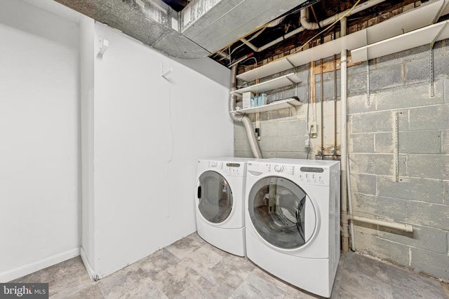 2012 SWANS NECK WAY, Reston, VA 20191