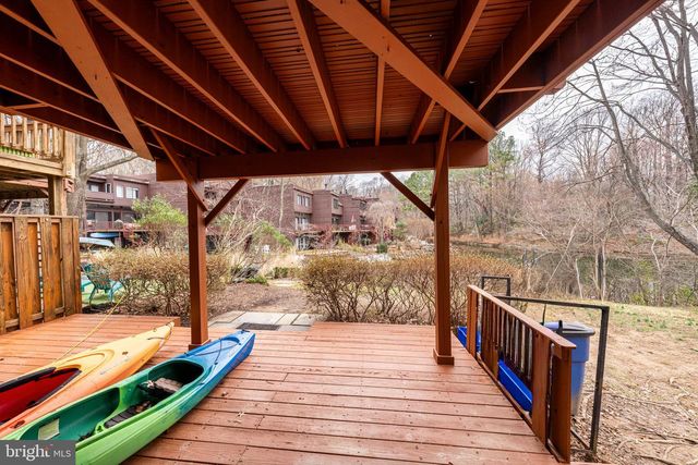 2012 SWANS NECK WAY, Reston, VA 20191