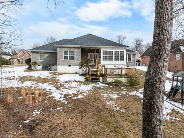 1202 Dogwood Lane, Archdale, NC 27263