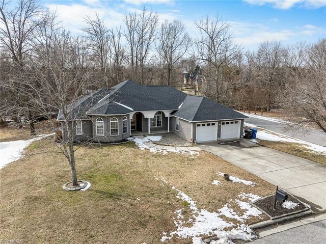 1202 Dogwood Lane, Archdale, NC 27263