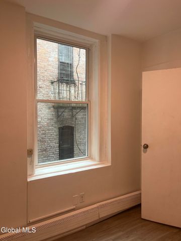 9 Saint Joseph'S Terrace 2A, Albany, NY 12210