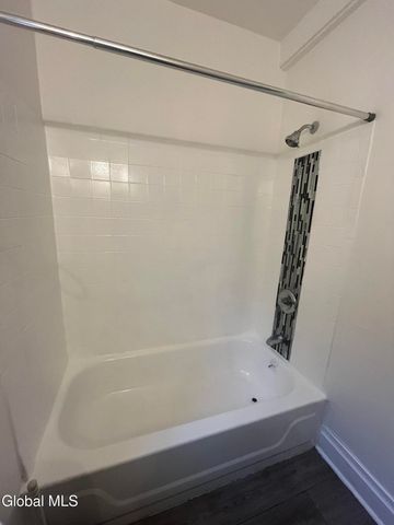 9 Saint Joseph'S Terrace 2A, Albany, NY 12210