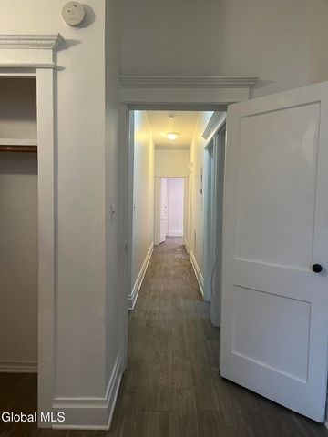 9 Saint Joseph'S Terrace 2A, Albany, NY 12210