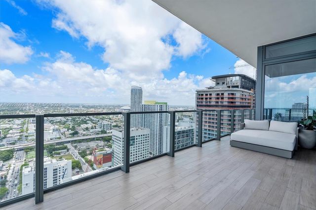 88 SW 7th Street 4001, Miami, FL 33130