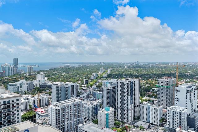 88 SW 7th Street 4001, Miami, FL 33130