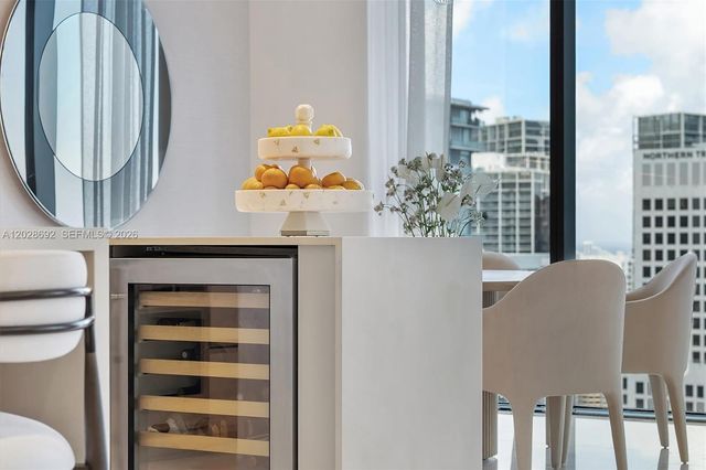 88 SW 7th Street 4001, Miami, FL 33130