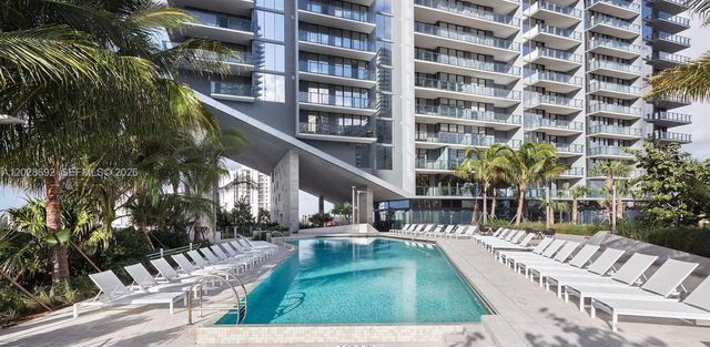 88 SW 7th Street 4001, Miami, FL 33130