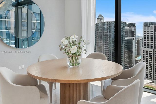88 SW 7th Street 4001, Miami, FL 33130