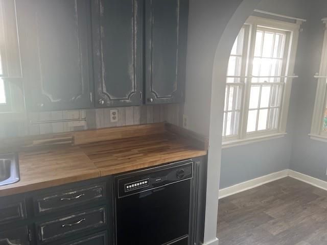 2823 Crawford Avenue, Parsons, KS 67357