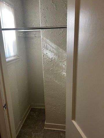 2823 Crawford Avenue, Parsons, KS 67357