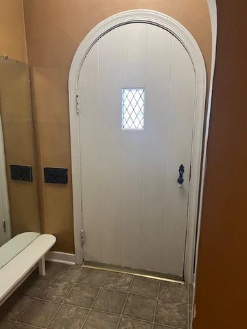 2823 Crawford Avenue, Parsons, KS 67357