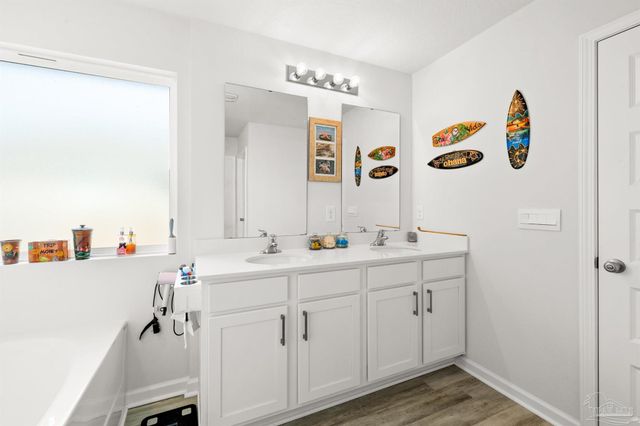 4774 Carl Booker Rd, Milton, FL 32583