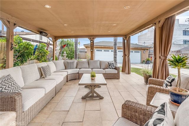 5142 W 142nd Street, Hawthorne, CA 90256