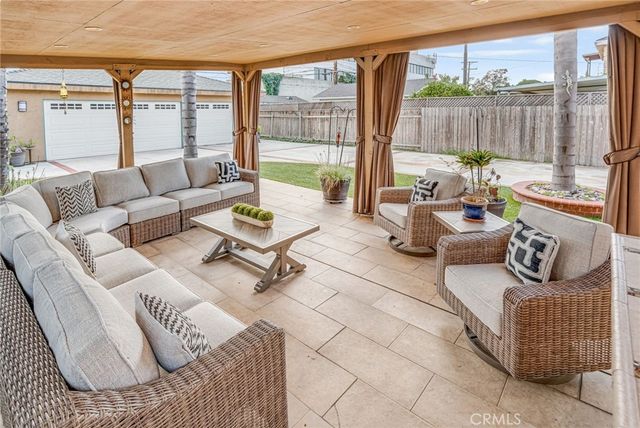 5142 W 142nd Street, Hawthorne, CA 90256