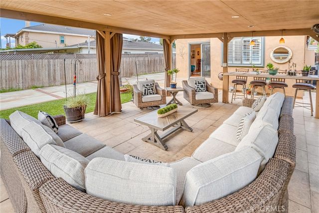 5142 W 142nd Street, Hawthorne, CA 90256