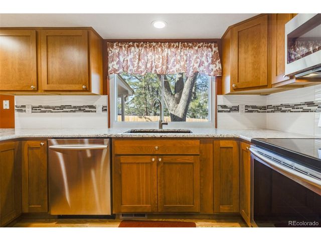 8049 Jellison St, Arvada, CO 80005