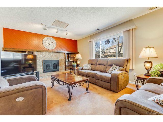 8049 Jellison St, Arvada, CO 80005