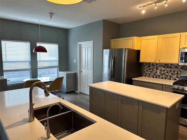 12824 Wood Lily TRL, Elgin, TX 78621