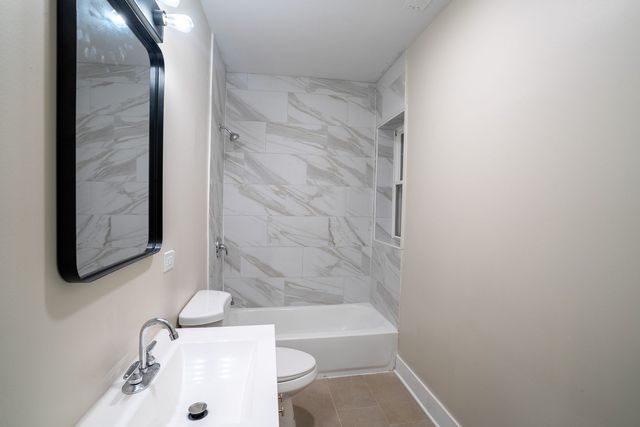 7948 S Evans Avenue 1R, Chicago, IL 60619