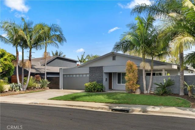 20442 Harbor Isle Lane, Huntington Beach, CA 92646