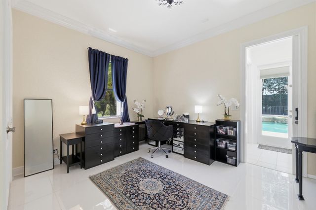 10594 Versailles Boulevard, Wellington, FL 33449
