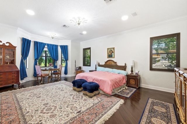 10594 Versailles Boulevard, Wellington, FL 33449