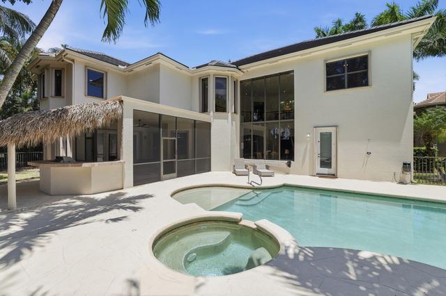 10594 Versailles Boulevard, Wellington, FL 33449