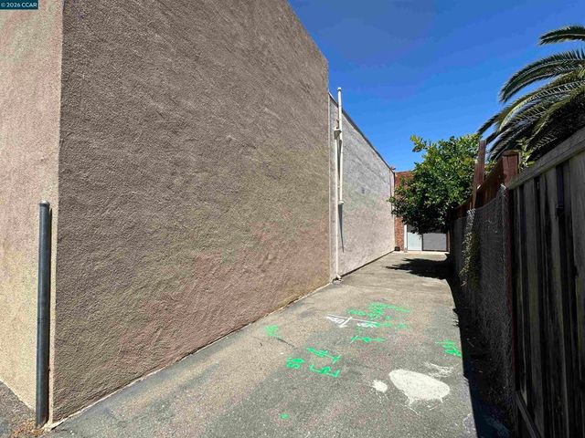 685 E 14Th St, San Leandro, CA 94577