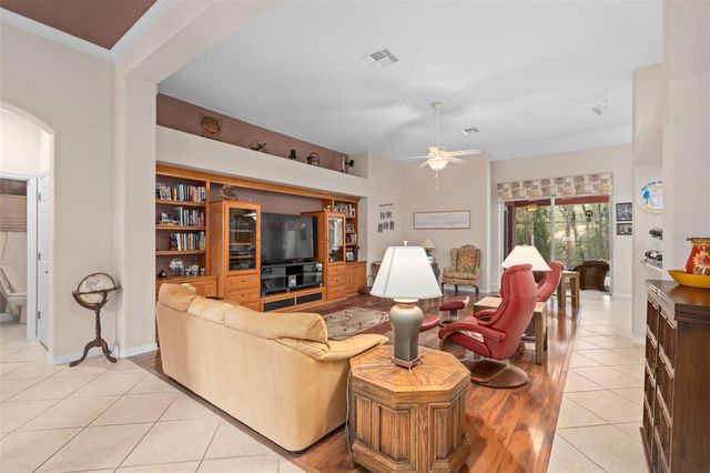 595 SAND WEDGE LOOP, Apopka, FL 32712