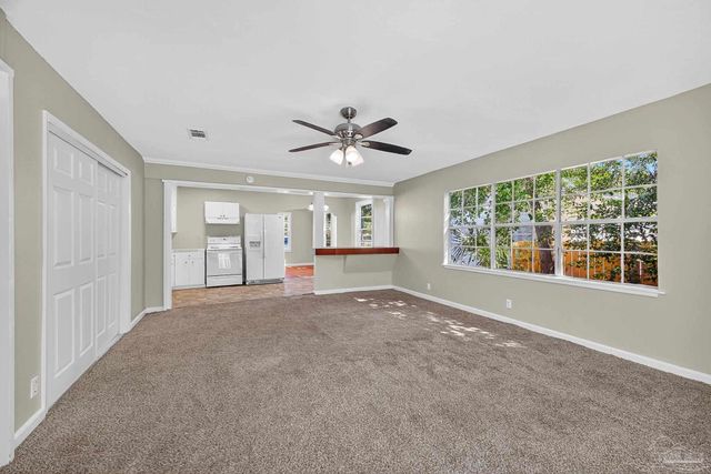 320 Chaseville St, Pensacola, FL 32507