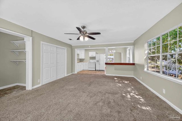 320 Chaseville St, Pensacola, FL 32507