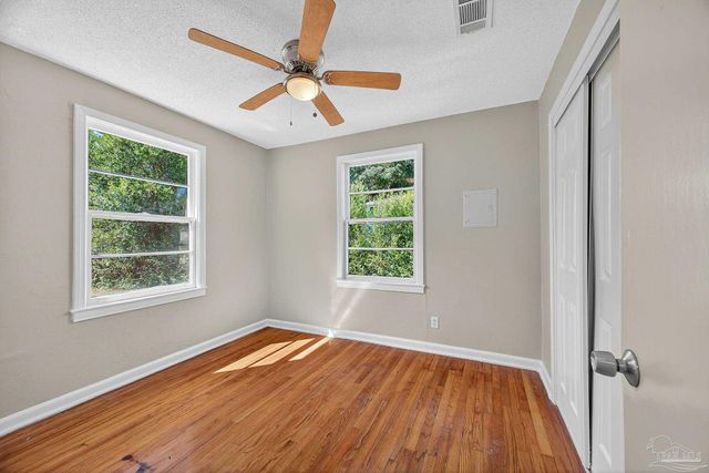 320 Chaseville St, Pensacola, FL 32507