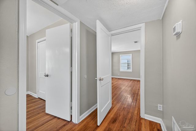 320 Chaseville St, Pensacola, FL 32507