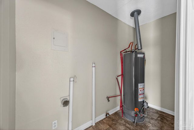 320 Chaseville St, Pensacola, FL 32507