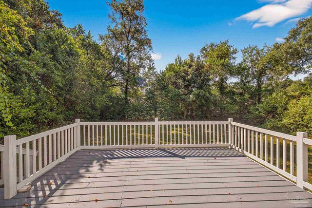 320 Chaseville St, Pensacola, FL 32507