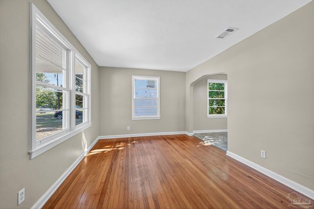 320 Chaseville St, Pensacola, FL 32507