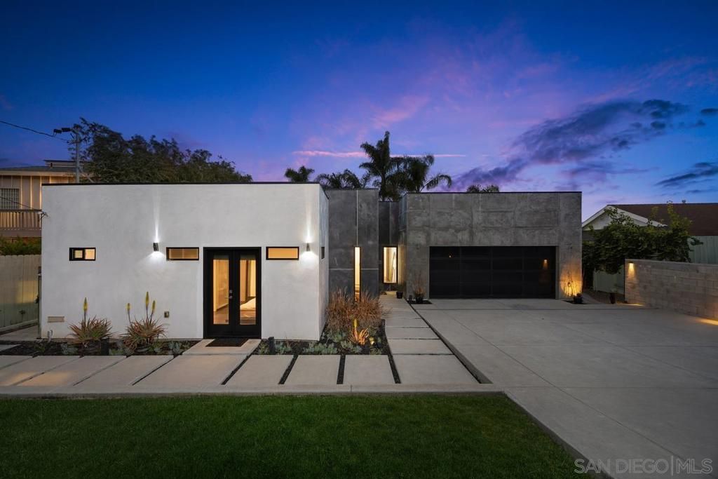 427 Hilmen Place, Solana Beach, CA 92075