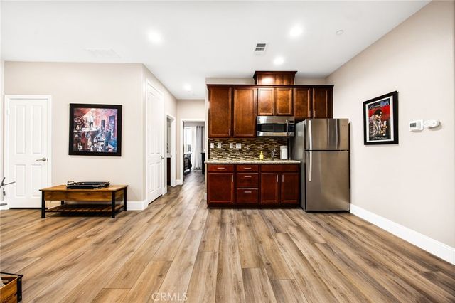 32527 Falling Leaf Court, Wildomar, CA 92595