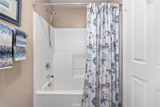 32527 Falling Leaf Court, Wildomar, CA 92595