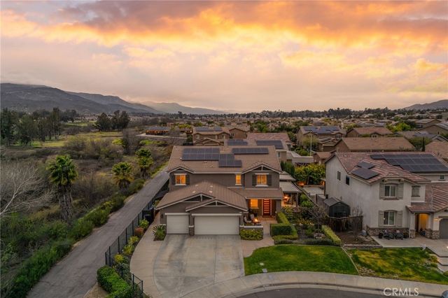 32527 Falling Leaf Court, Wildomar, CA 92595