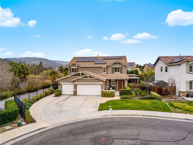 32527 Falling Leaf Court, Wildomar, CA 92595