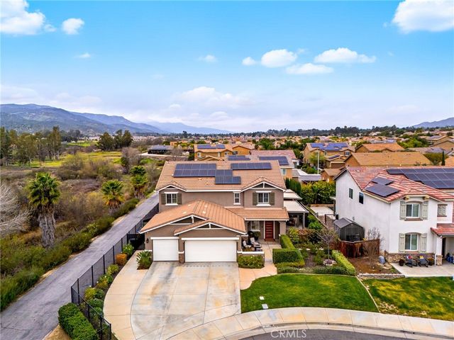 32527 Falling Leaf Court, Wildomar, CA 92595