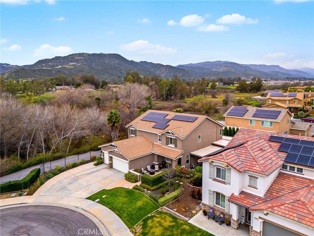 32527 Falling Leaf Court, Wildomar, CA 92595