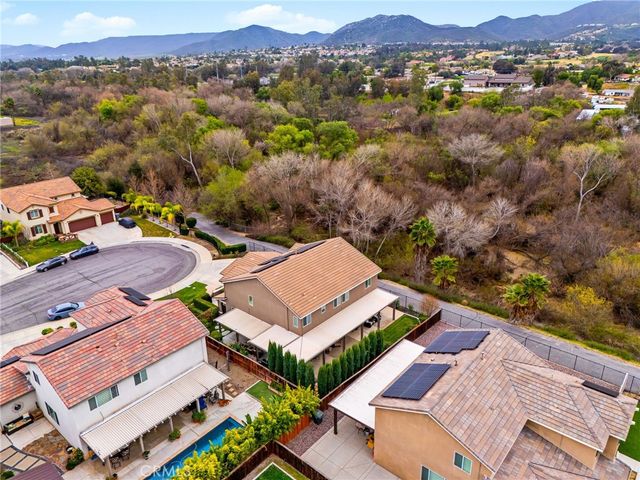32527 Falling Leaf Court, Wildomar, CA 92595